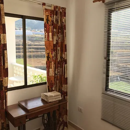 Apartment Teleworking Panoramablick Neuwertig Grosse
